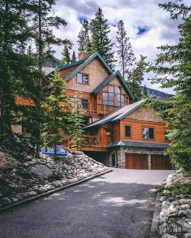Broadleaf.Homes Premium Domain
